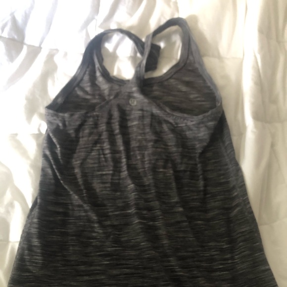Lululemon tanktop size 8/10 - Picture 2 of 2